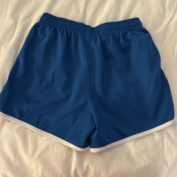 Men’s workout shorts - Picture 4 of 4